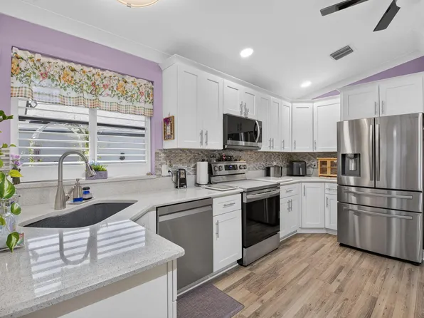 2505 NW 13th Court, Delray Beach, FL 33445