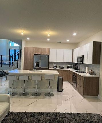 5th image of 10376 NW 76th Ter