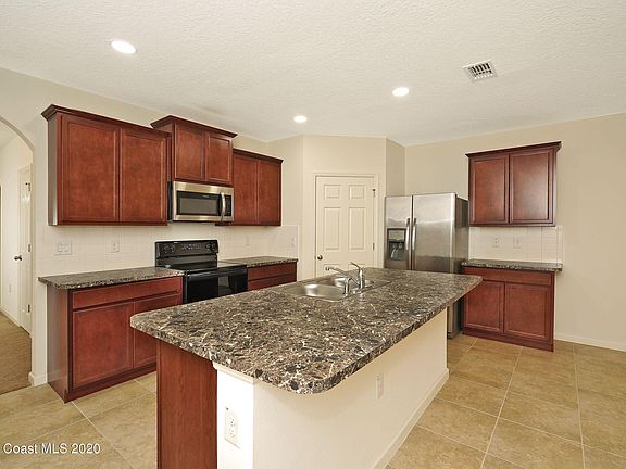 3rd image of 4550 Pagosa Springs Cir