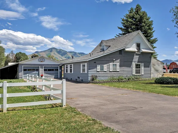 489 S 100 E, Hyrum, UT 84319
