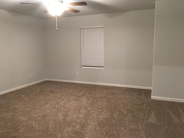 8131 Weeping Willow Ln — Photo 10