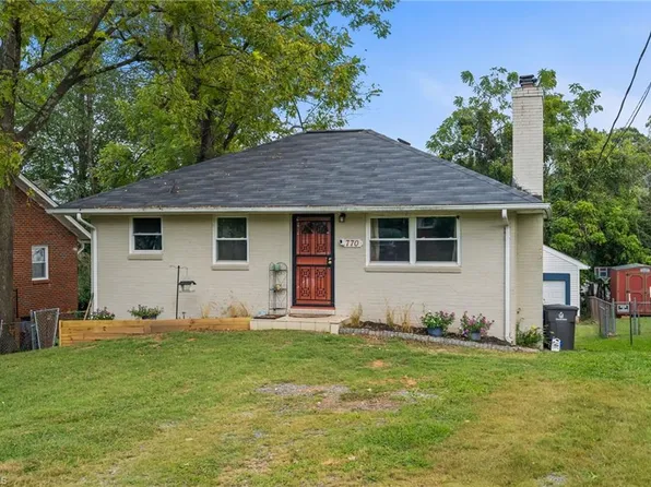 770 Faircloth Ave, Winston Salem, NC 27106