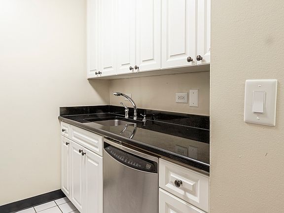 4th image of 182 E 95th St APT 6F