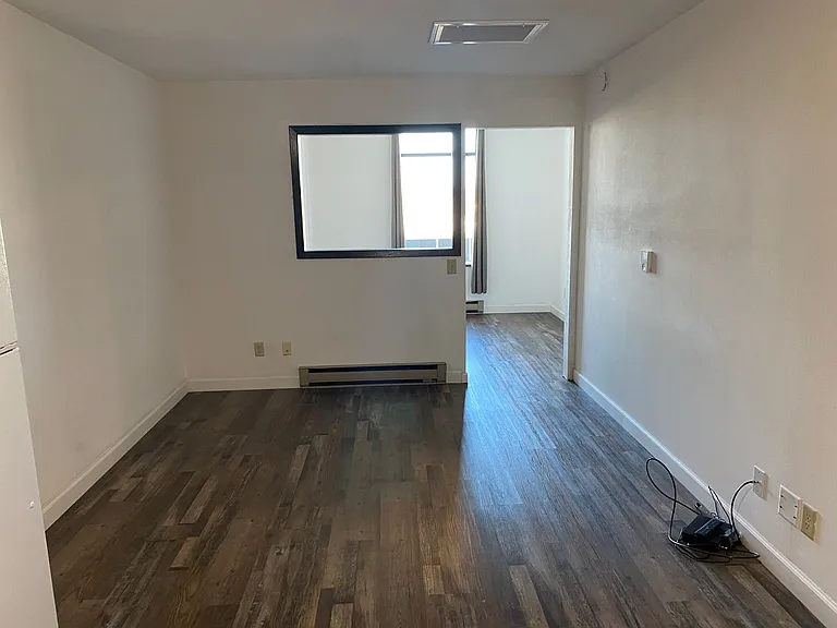630 N 3rd St — Photo 11