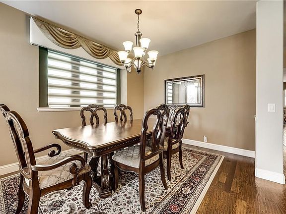 4th image of 2329 Lynbridge Cir
