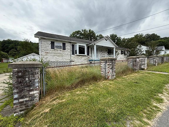 4th image of 159 7th St