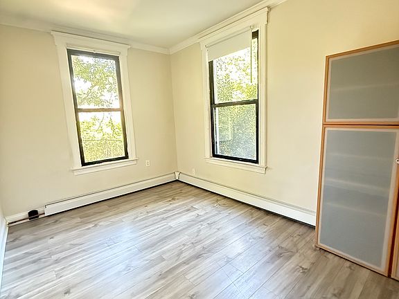 4th image of 228 Saint Marks Pl #1B