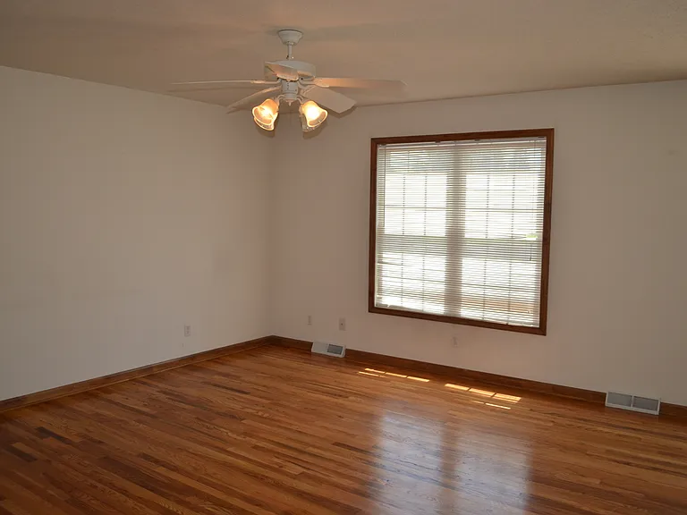 2524 Old Forest Rd #A — Photo 3