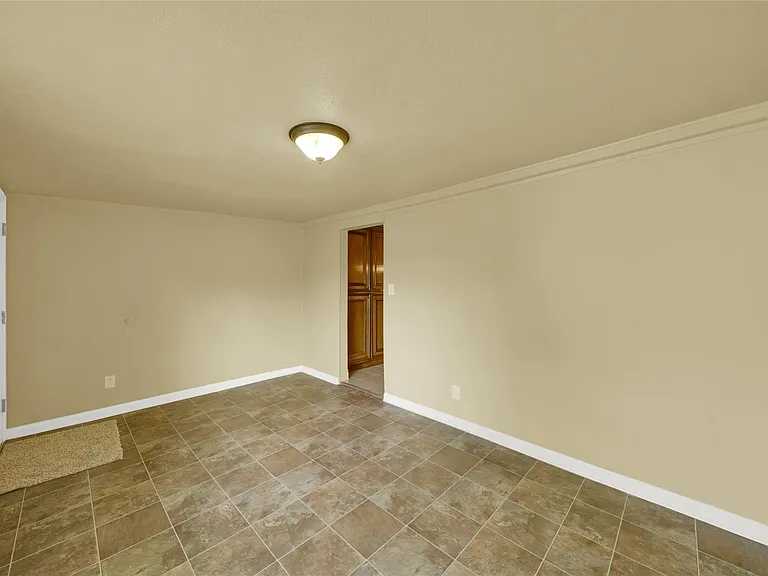 10210 Moers Rd — Photo 20