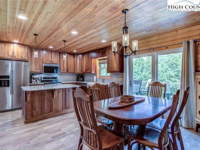 1210 Staghorn Road, Purlear, NC, 28665