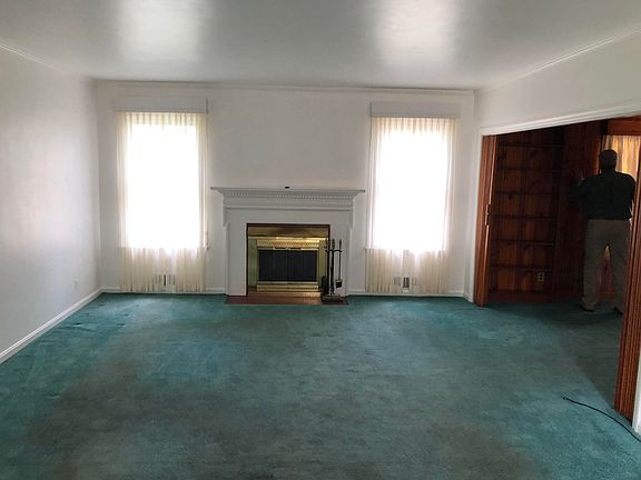 5th image of 1228 Crestwood Ave