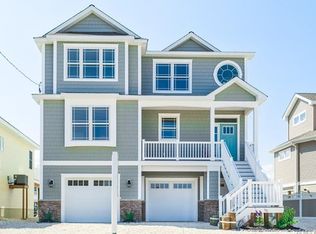 56 Clarence Dr, Manahawkin, NJ 08050