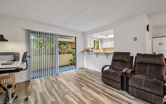 5th image of 5000 S Centinela Ave APT 204