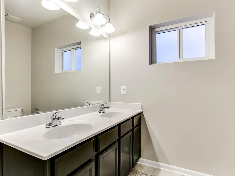 215 Wesley Brown Ln — Photo 31