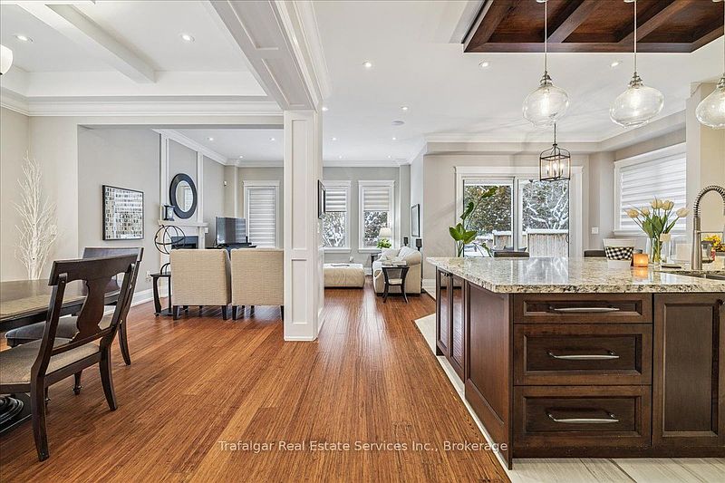 Burlington House for rent - 5 Bedrooms — photo 6