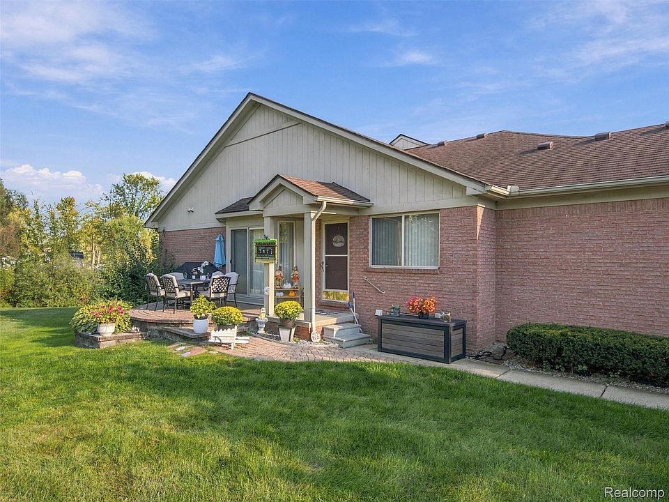 26455 Sanajo Ct, photo 4
