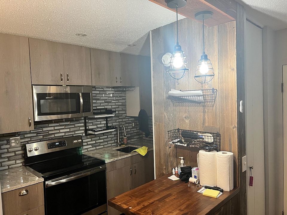 1st image of 1800 Lasalle Ave Unit 105