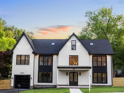 8206 Grubb Rd, Chevy Chase, MD, 20815