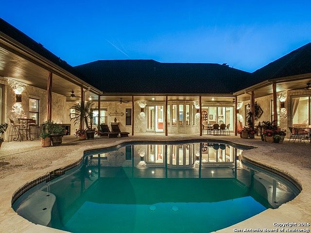 1st image of 5255 Arroyo Luis Dr
