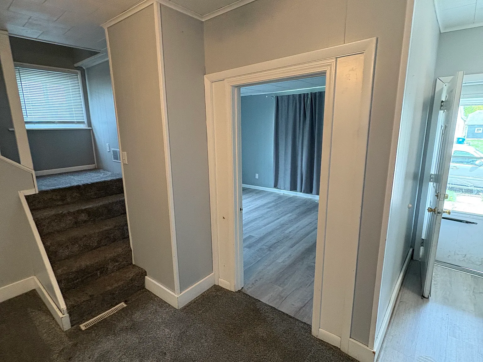 3 bed, 964 sqft, $1,350 — Photo 4
