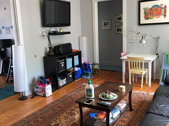 2nd image of 1344 W Hood Ave APT 3A