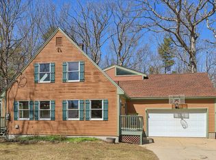 11 Lincoln Dr, Raymond, NH 03077