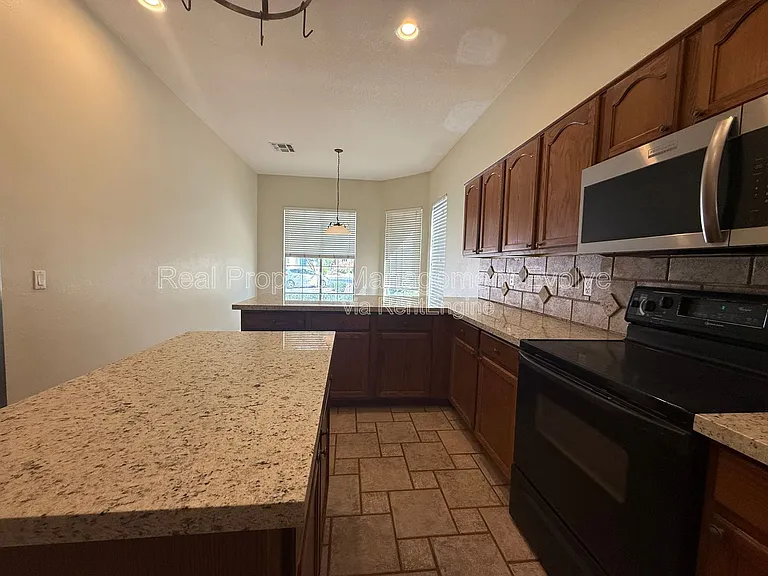 4381 E Sundance Ct — Photo 11