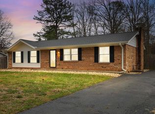 77 Greenway Rd, Stuarts Draft, VA 24477