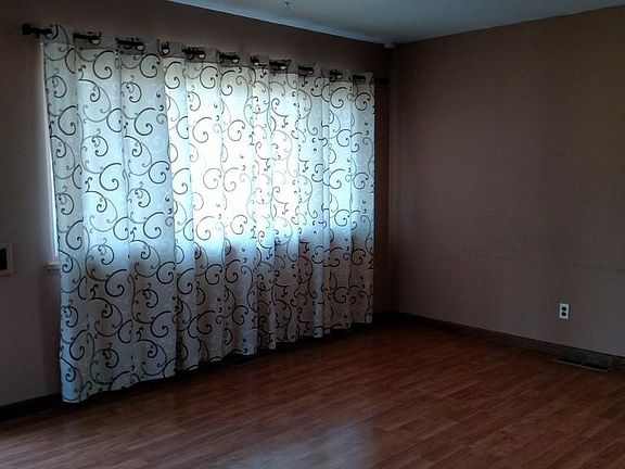 2nd image of 705 Denison Ave