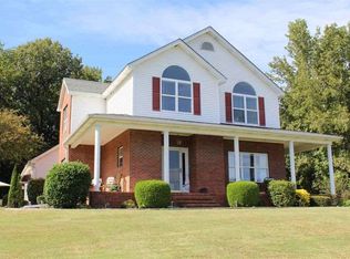 548 Country Side Ln, Halls, TN 38040