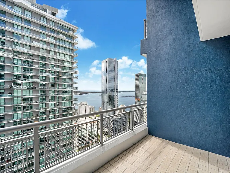 60 SW 13th St #4208 — Photo 1