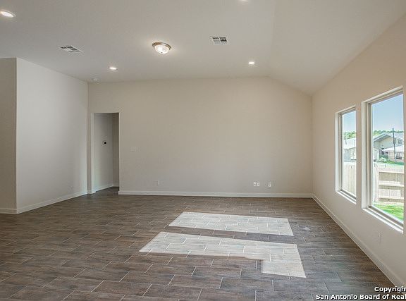 4th image of 16315 Lantana Pt