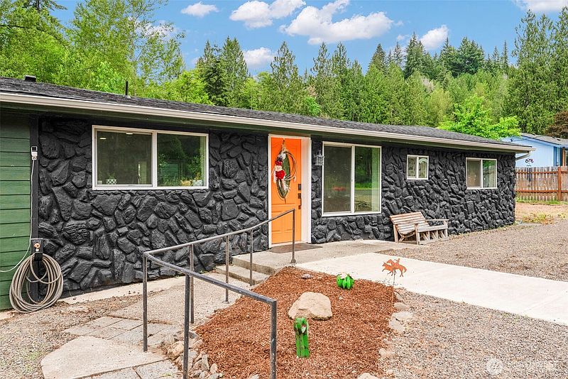 3rd image of 131 McGeary Road
