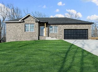 35 Wishaw Dr, Bella Vista, AR 72715