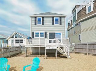 11 Moreland Ave, Hull, MA 02045