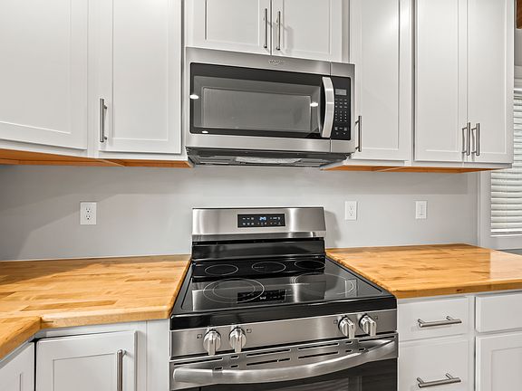 4th image of 107 Lager Ln