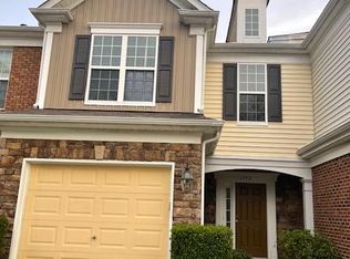 1152 Kingston Grove Dr, Cary, NC 27519