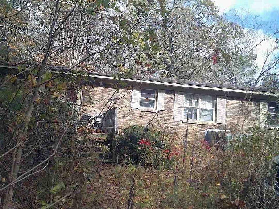 1st image of 745 Sam Gibbs Rd