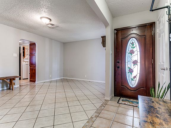3rd image of 4407 LAKEBEND WEST DR