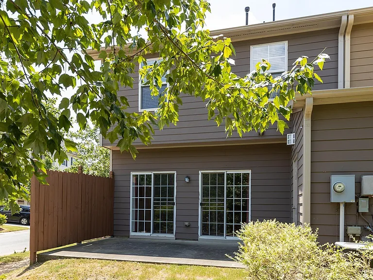700 Mardonie Reach Ln — Photo 20