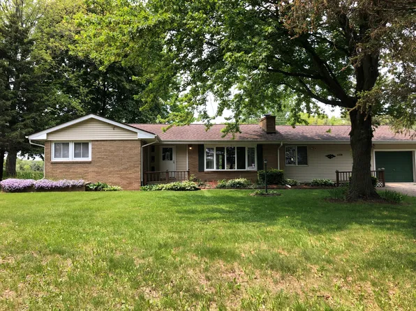 4139 Dryden Rd, Dryden, MI 48428