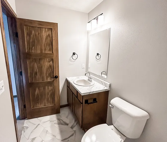 5501 S Huntwood Ave — Photo 9