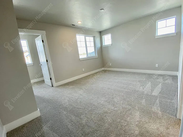 3035 NE Red Jasper Pl — Photo 20