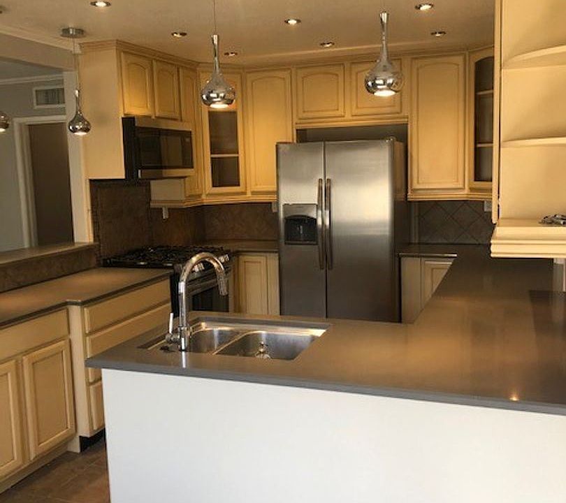 1st image of 8590 Mellmanor Dr