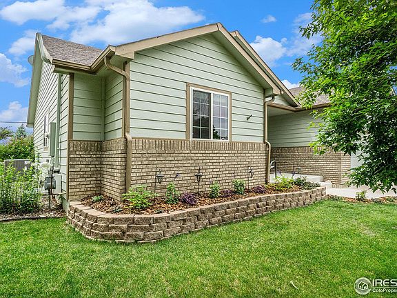 3rd image of 4128 Montmorency Pl
