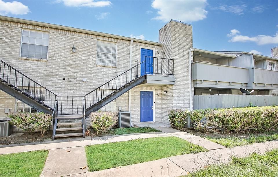 1st image of 9700 Leawood Blvd APT 322