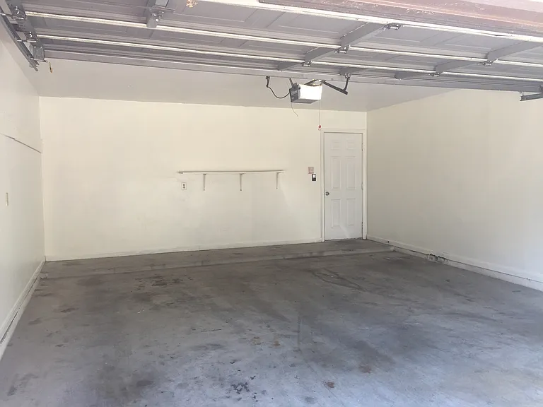 3106 Dickinson Ave — Photo 10