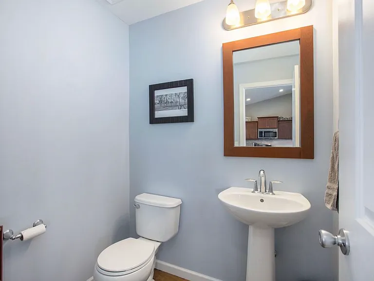 1328 Ellery Grove Ct — Photo 8