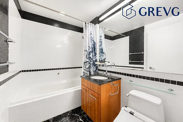 Rented by Global Real Estate Ventures Group LLC | media 10