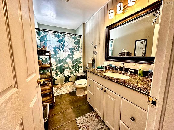 3rd image of 349 Cooks Mill Rd